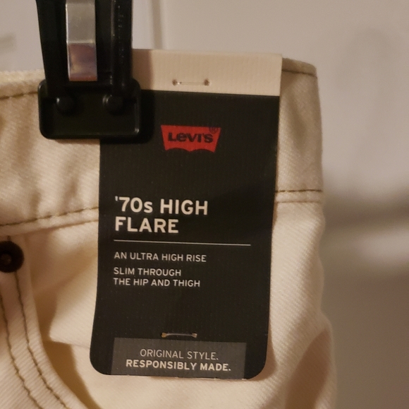 Levi's 70s High Flare Jean - Picture 2 of 5